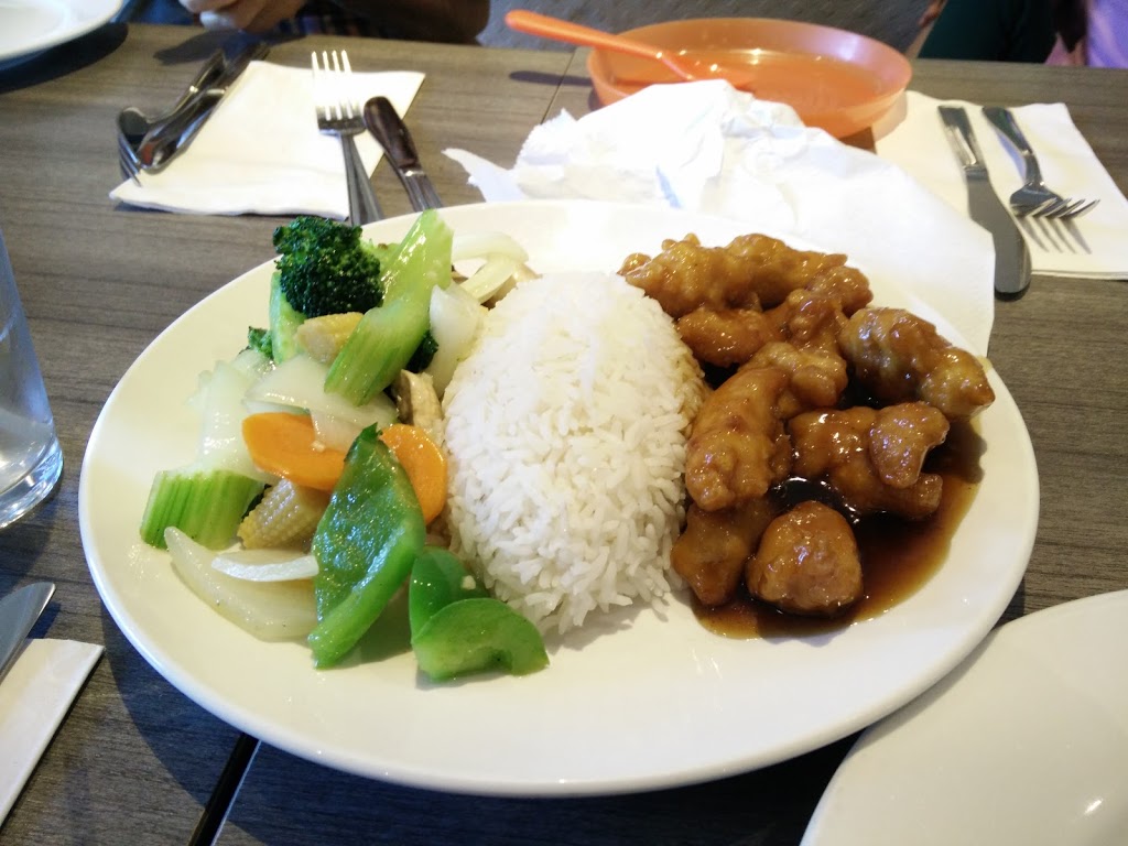 Hansons Restaurant | 3721 Aurora Rd, Whitchurch-Stouffville, ON L4A 2P9, Canada | Phone: (905) 888-1818