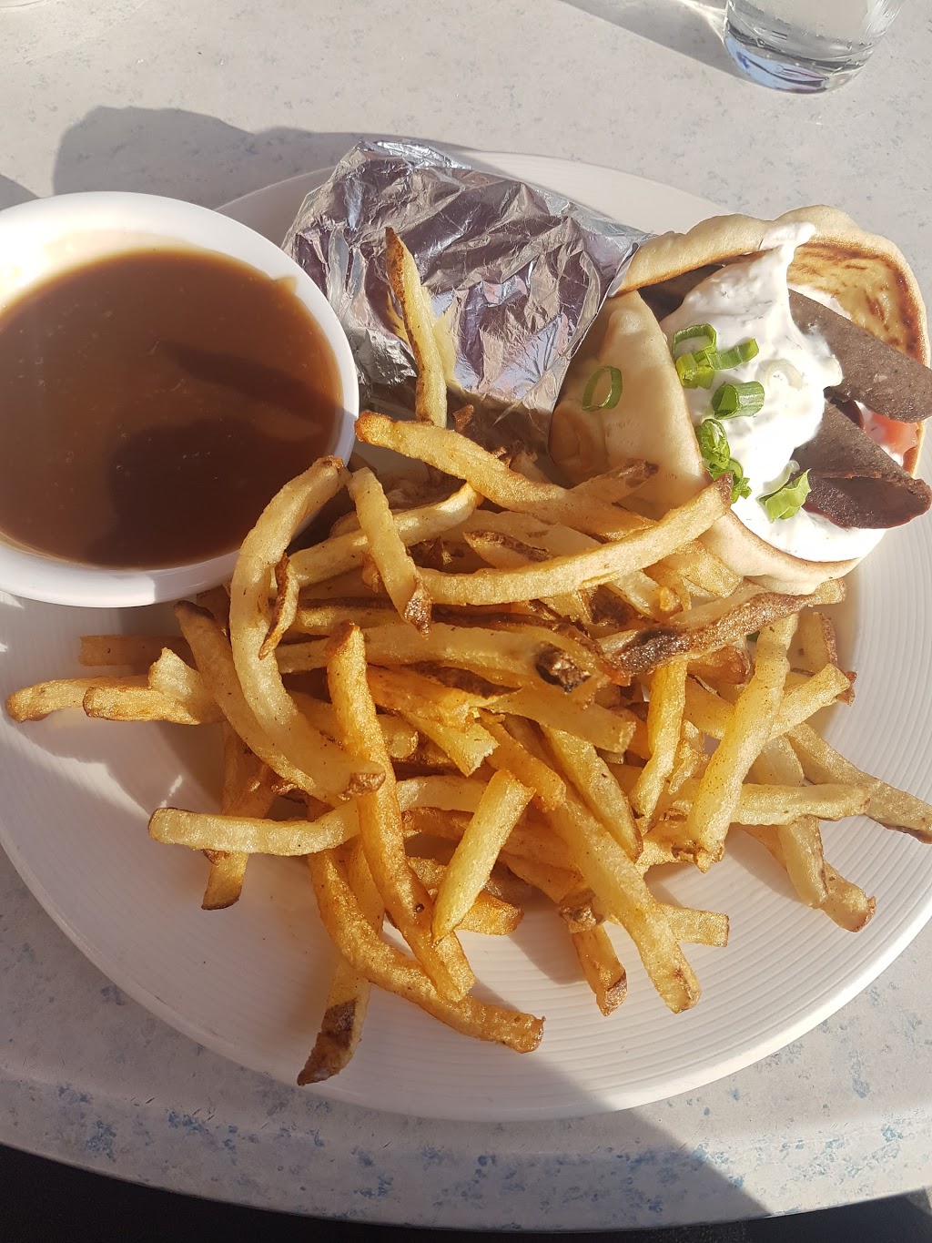 Bellamys Restaurant & Bar | 845 Dakota St #1, Winnipeg, MB R2M 5M3, Canada | Phone: (204) 253-6335