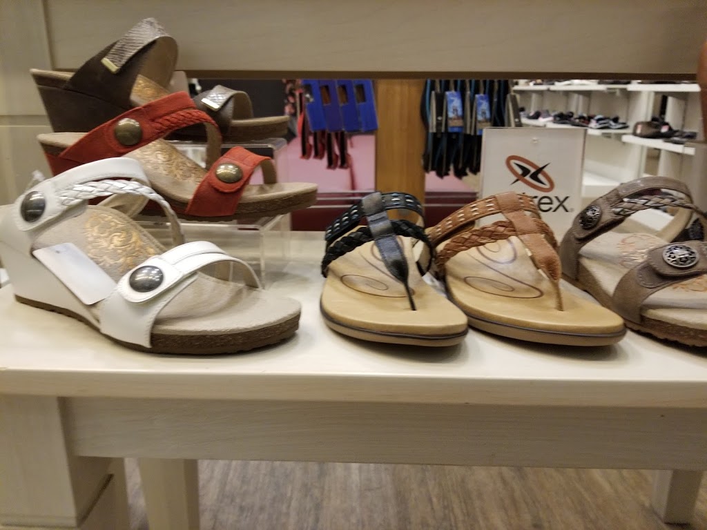 Southland Mall | 2965 Gordon Rd, Regina, SK S4S 6H7, Canada | Phone: (306) 584-7644