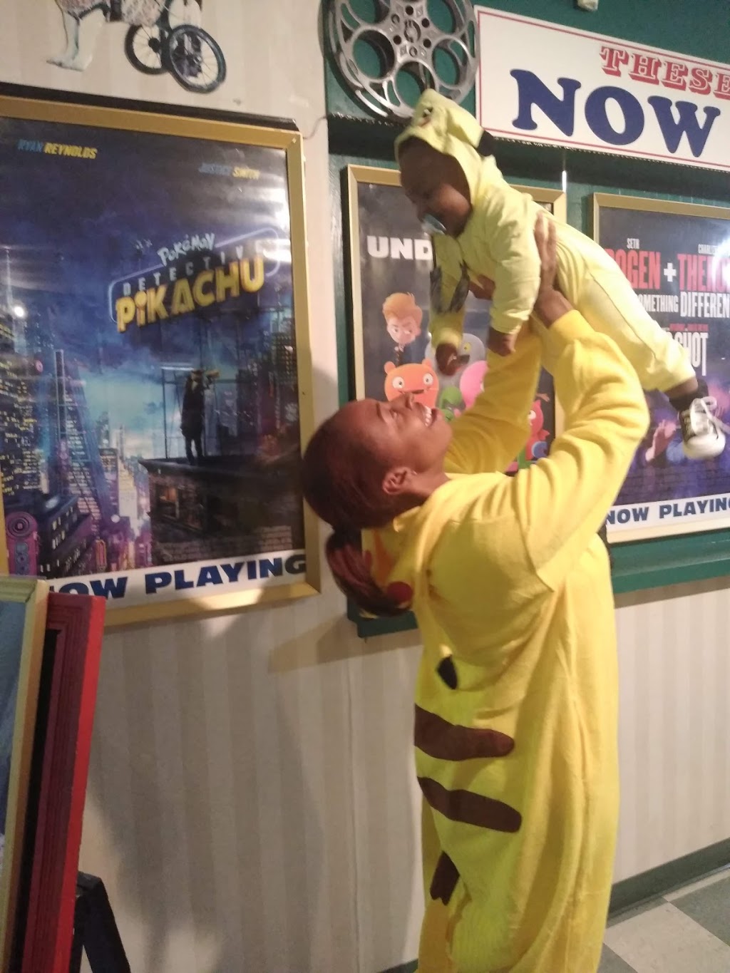 Four Seasons Cinemas | 2429 Military Rd (Behind Big Lots 1, #1, Niagara Falls, NY 14304, USA | Phone: (716) 297-1951