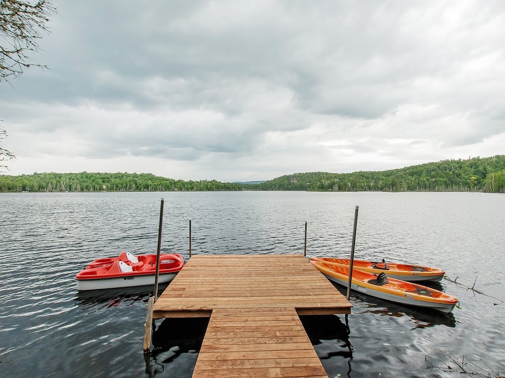 Chalet La Souche | 715 Chem. du Lac-Fidèle, Matawinie, QC J0K 3K0, Canada | Phone: (514) 402-2837