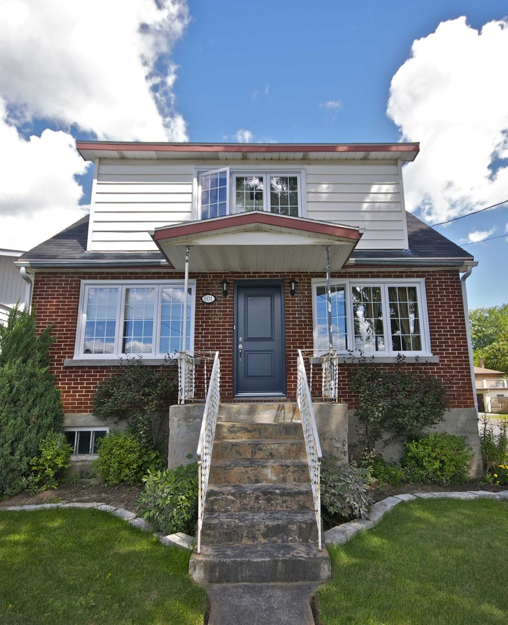Verdun Windows and Doors 104 Clement St, Vars, ON K0A 3H0, Canada