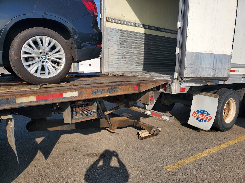Bora Towing | 12521 123 St NW, Edmonton, AB T5L 4W7, Canada | Phone: (780) 340-3434