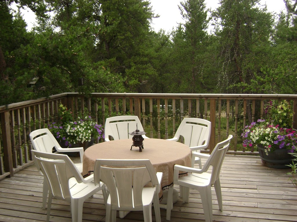Lester Beach Bed & Breakfast | 10 Hillview St, Lester Beach, MB R0E 0E0, Canada | Phone: (204) 797-1229