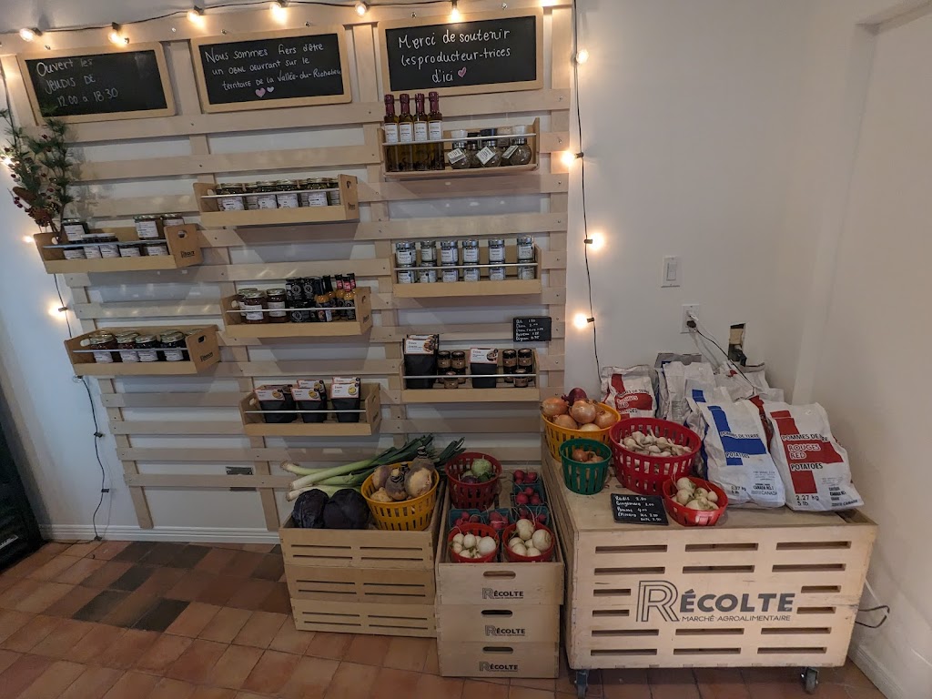 Récolte - marché agroalimentaire | 454 Chem. des Patriotes, La Vallée-du-Richelieu, QC J0H 2G0, Canada | Phone: (514) 570-3596