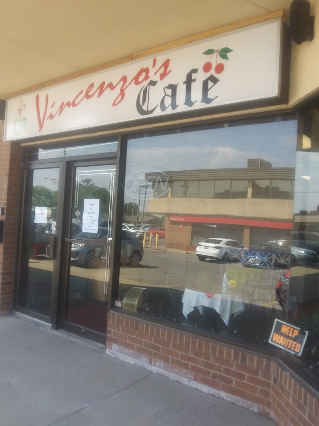 Vincenzos Cafe | cafe | 6255 Huggins, Stamford Plaza, Niagara Falls, ON L2J 2K8, Canada | 9053560379 OR +1 905-356-0379
