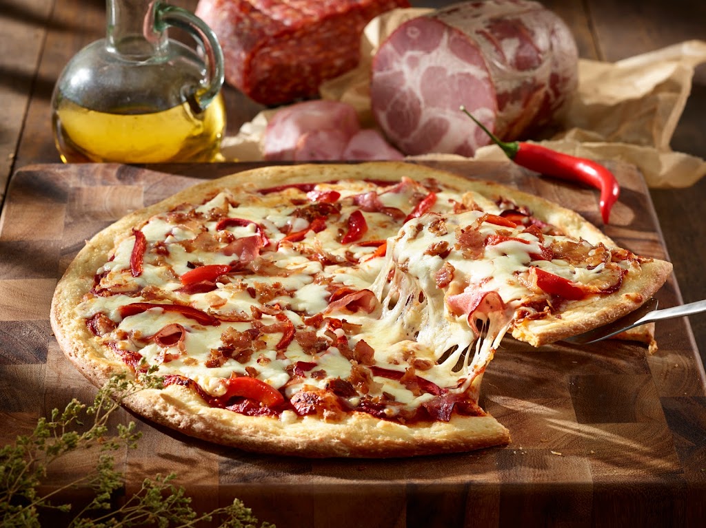 Toppers Pizza - Oakville | 220 North Service Rd W, Oakville, ON L6M 2T3, Canada | Phone: (866) 454-6644