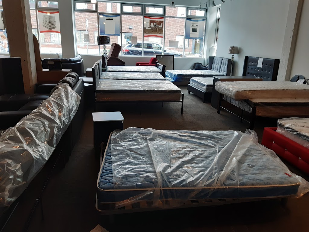 Bazar Central | 2725 Rue Rachel E, Montréal, QC H2H 1S6, Canada | Phone: (514) 759-5959