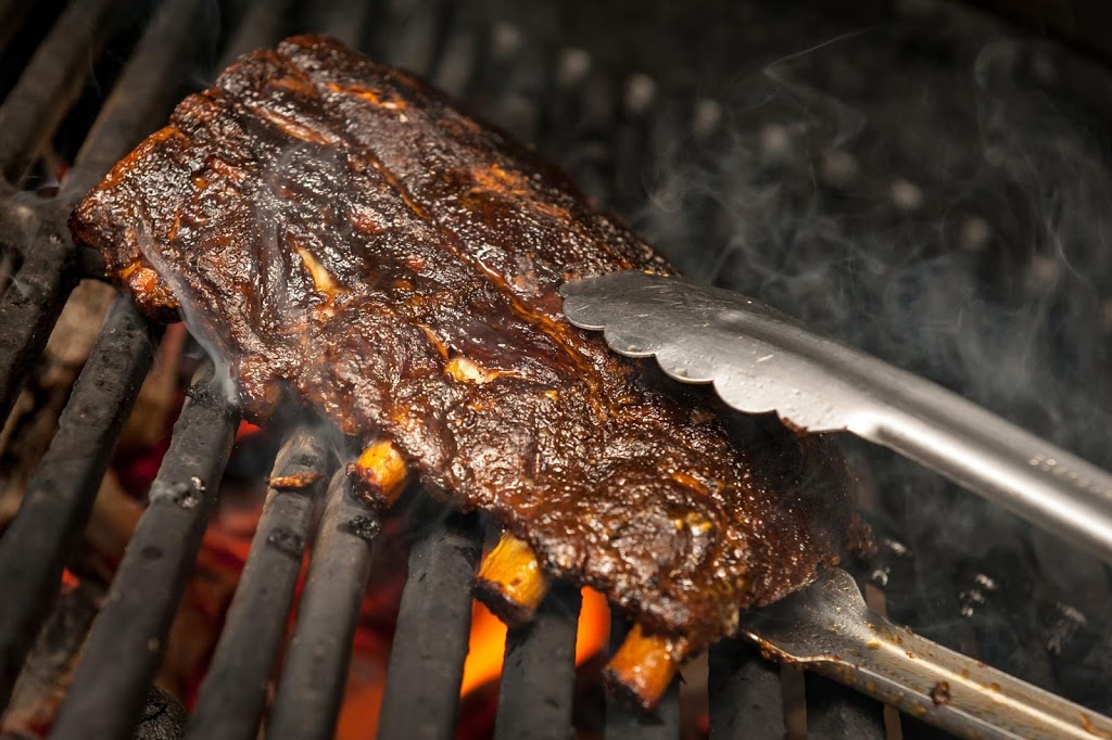 Le Jacks Barbecue | 9395 Boulevard Leduc, Brossard, QC J4Y 0A5, Canada | Phone: (833) 755-2257