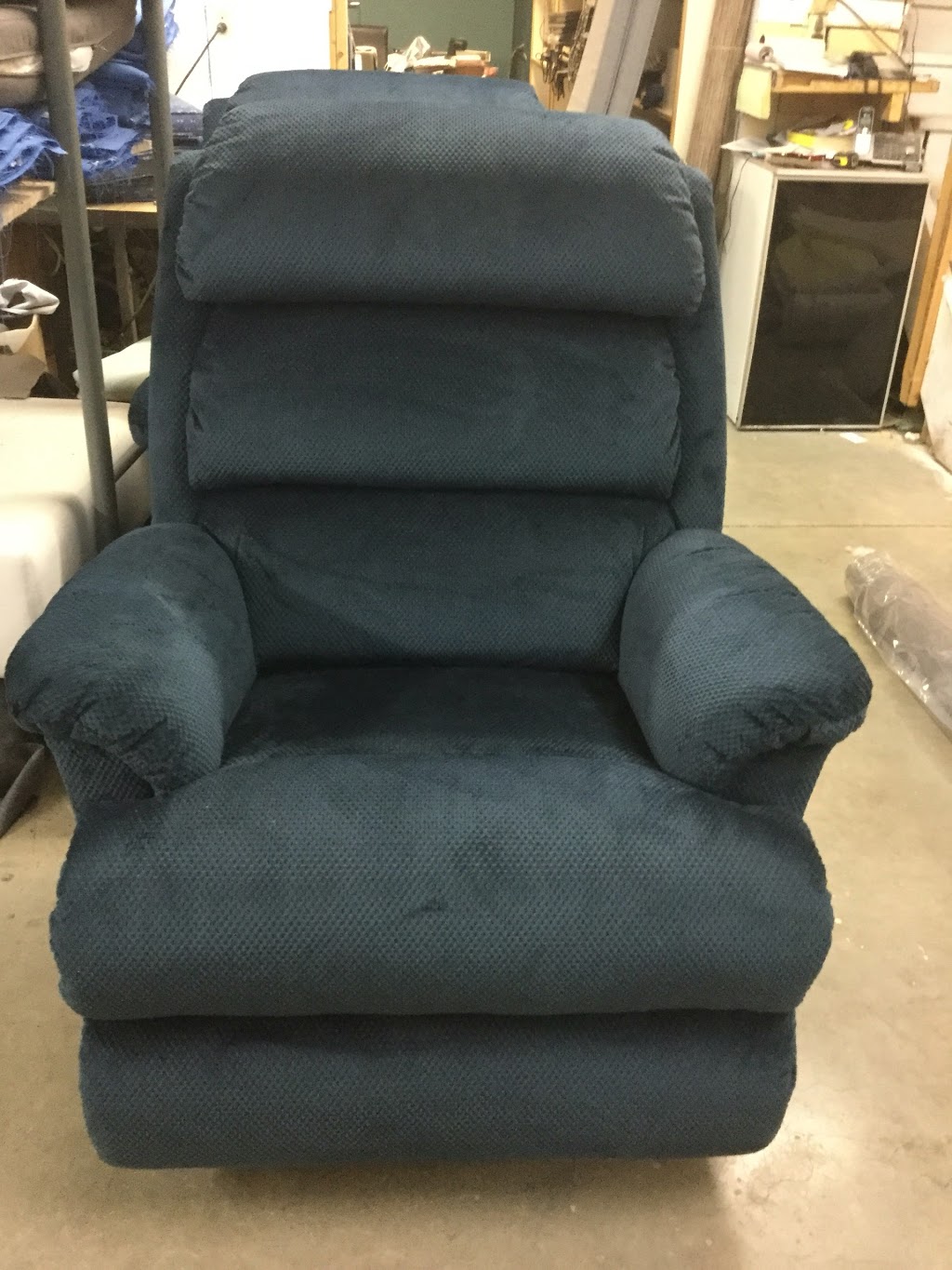 Design upholstery | 5258 Greata Rd, Peachland, BC V0H 1X2, Canada | Phone: (250) 878-7509