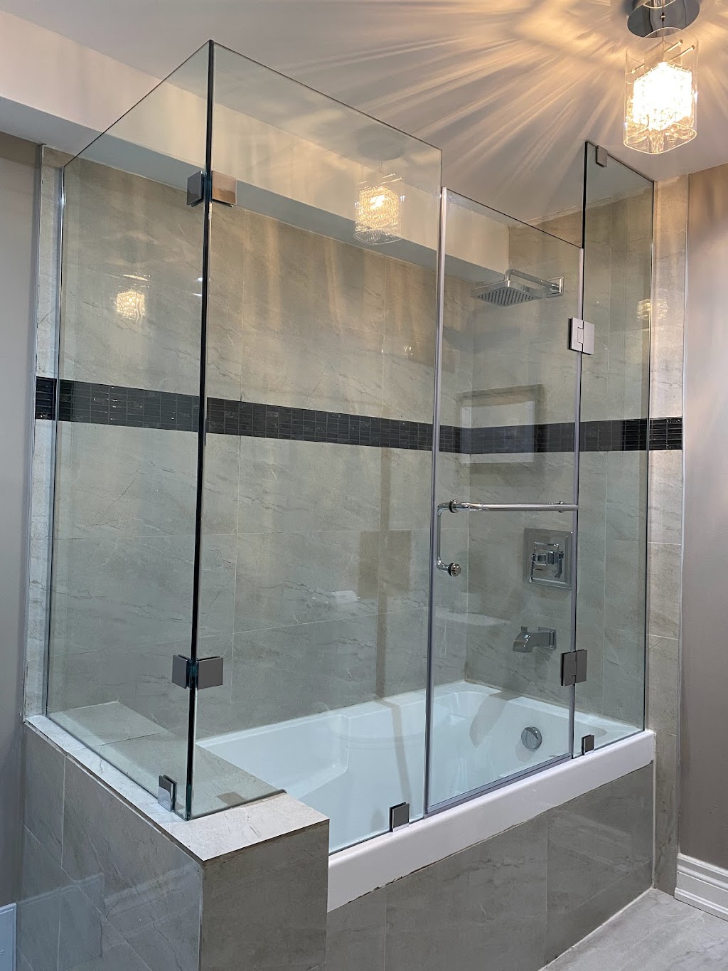 Pro Mirror And Glass | 4818 Colombo Crescent, Mississauga, ON L5M 7P3, Canada | Phone: (416) 877-3332