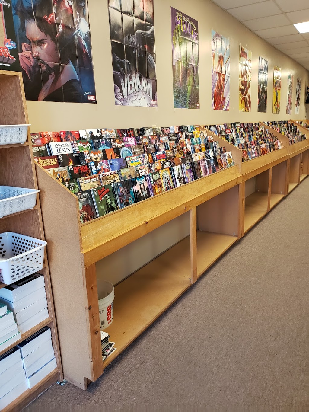 Border City Comics | 4449 Tecumseh Rd E, Windsor, ON N8W 1K6, Canada | Phone: (519) 977-7311