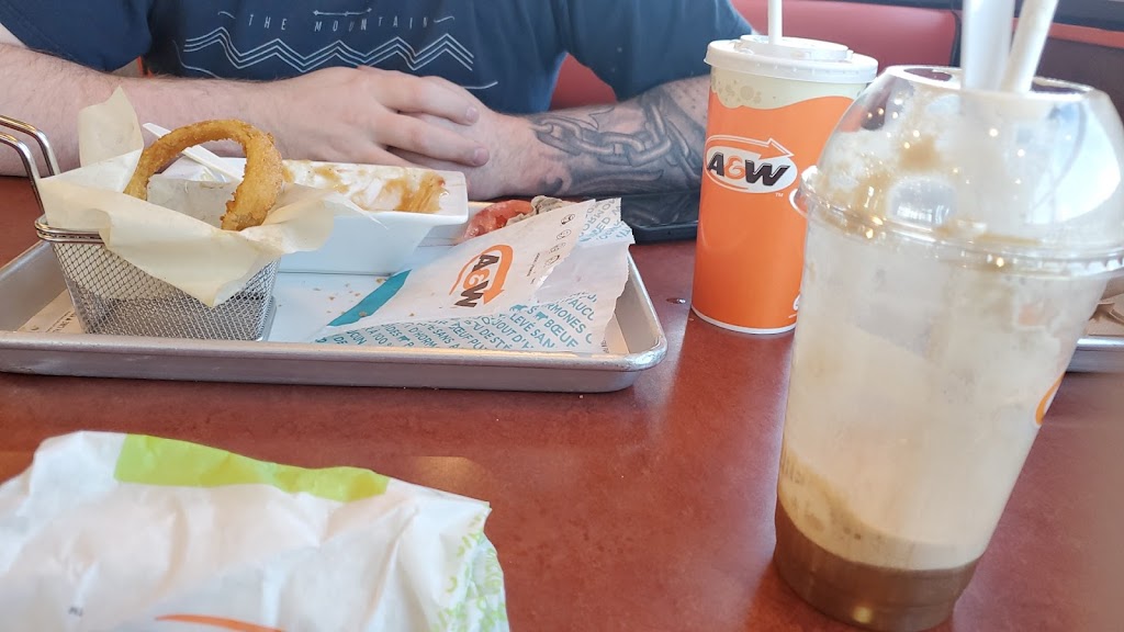 A&W Canada | 121 Leva Ave, Red Deer, AB T4N 1B2, Canada | Phone: (403) 343-6893