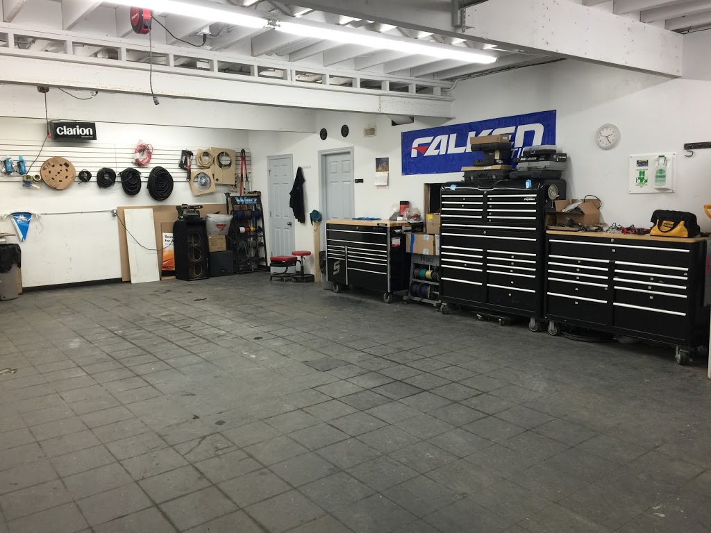 AudioMotive | 2757 Fenton Rd #5, Gloucester, ON K1T 3T8, Canada | Phone: (613) 868-6556