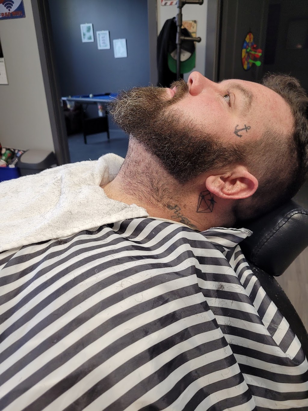 Barbershop Etcetera | 5004 46 St Unit 9, Sylvan Lake, AB T4S 1C2, Canada | Phone: (825) 440-5671