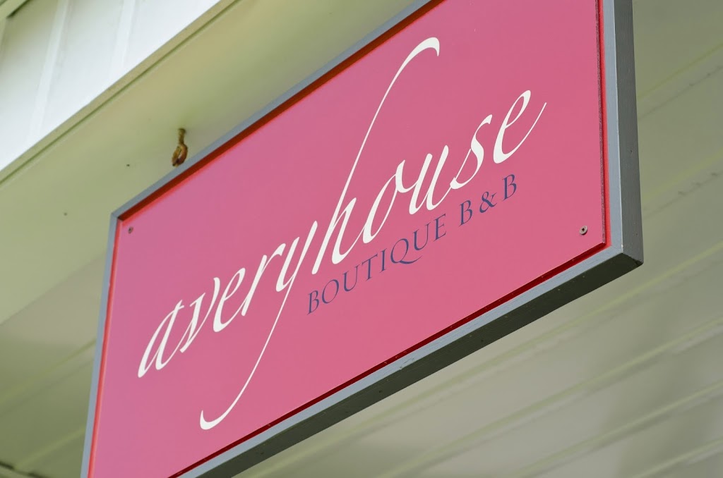 Avery House | 330 Ontario St, Stratford, ON N5A 3H8, Canada | Phone: (519) 273-1220