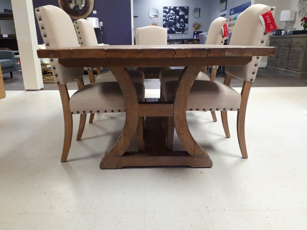 Vosburgh Home Decor | 143 Rose Glen Rd S, Port Hope, ON L1A 3V6, Canada | Phone: (905) 885-2885