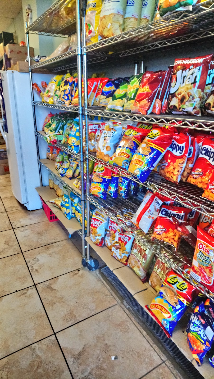 Fiesta Manila Bakery and Filipino Store | 1800 Bank St, Ottawa, ON K1V 0W3, Canada | Phone: (613) 260-7171