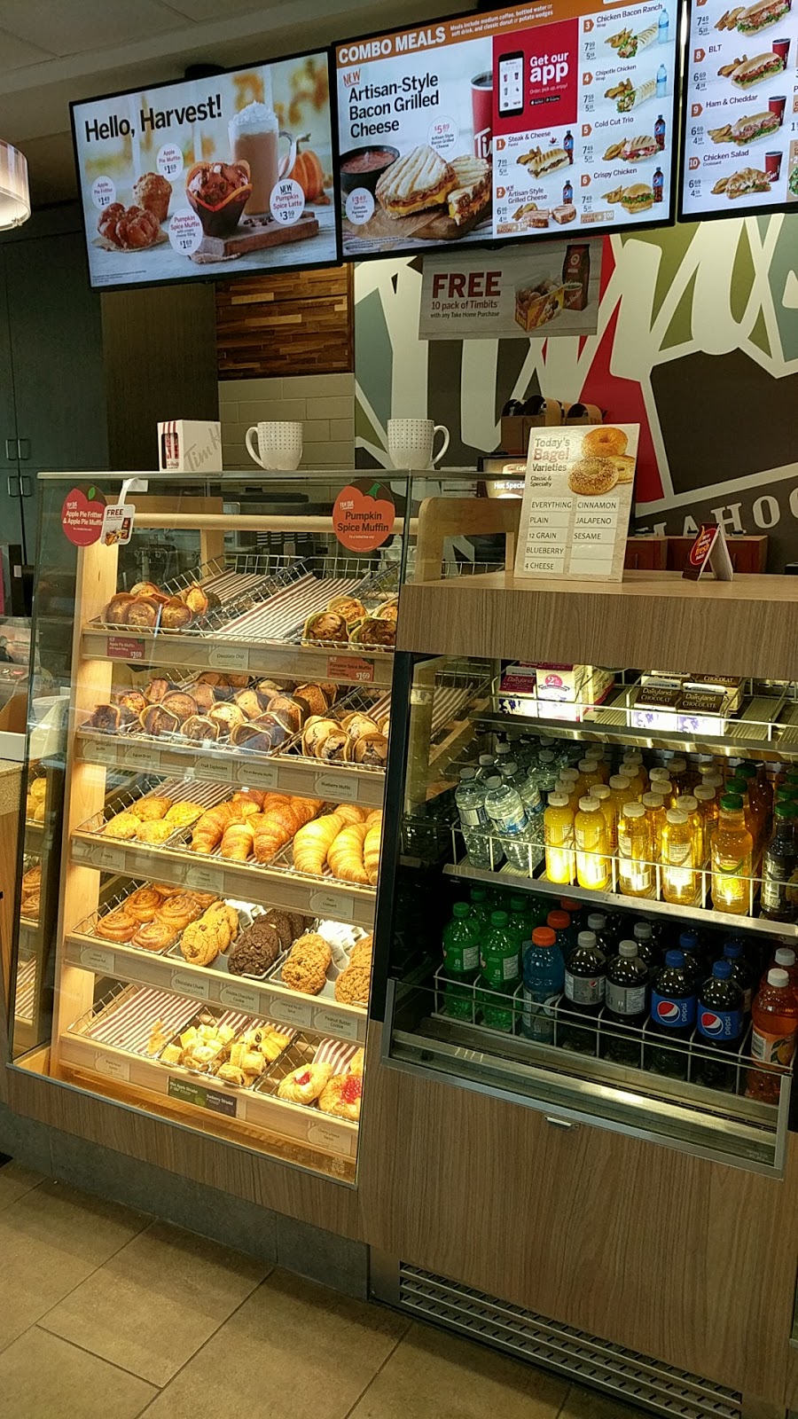 Tim Hortons | 7 Mahogany Heights SE Unit 1510, Calgary, AB T3M 2P8, Canada | Phone: (403) 570-0365