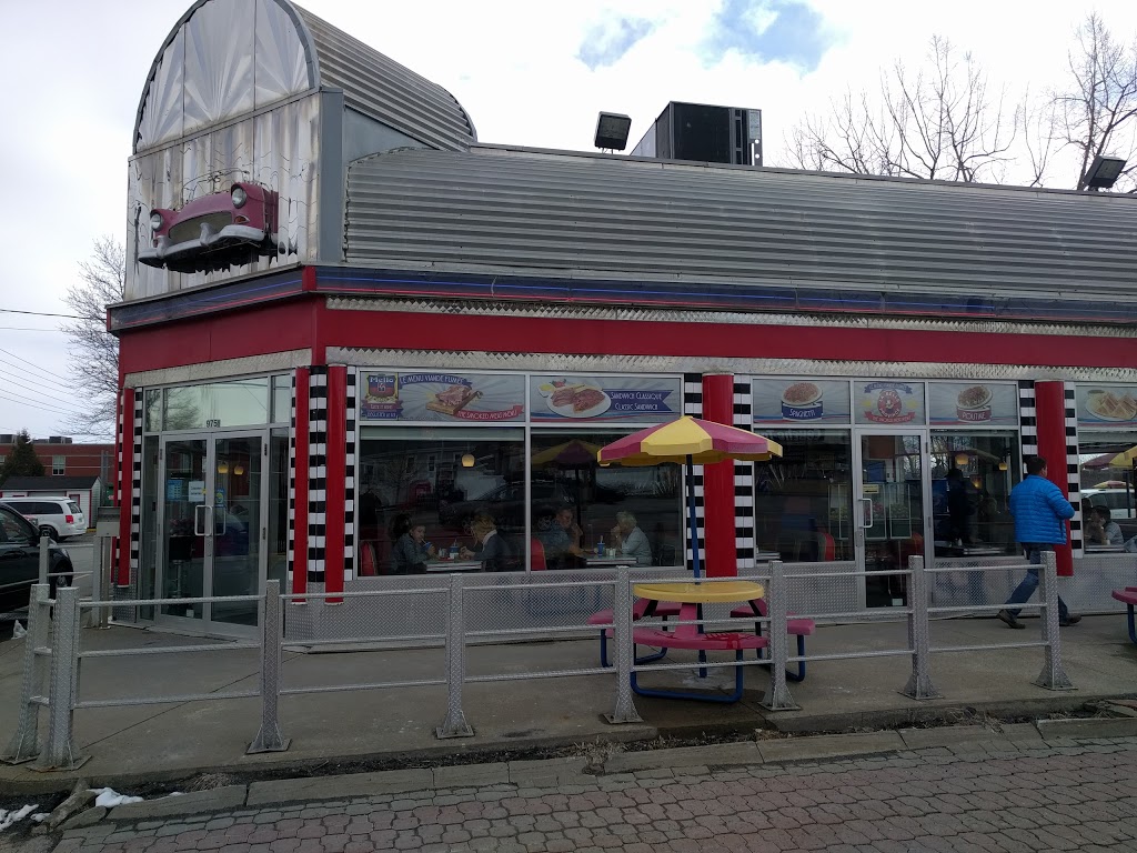 Restaurant La Belle Province | 975 Mnt Masson, Terrebonne, QC J6W 2E1, Canada | Phone: (450) 471-2380
