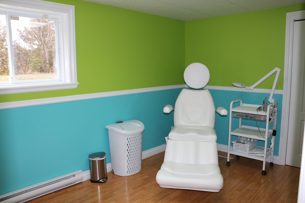 Vital-Pied - Soins podologiques (soins des pieds) | 16690 Rue des Quatre-Saisons, Mirabel, QC J7N 1J1, Canada | Phone: (819) 808-9259