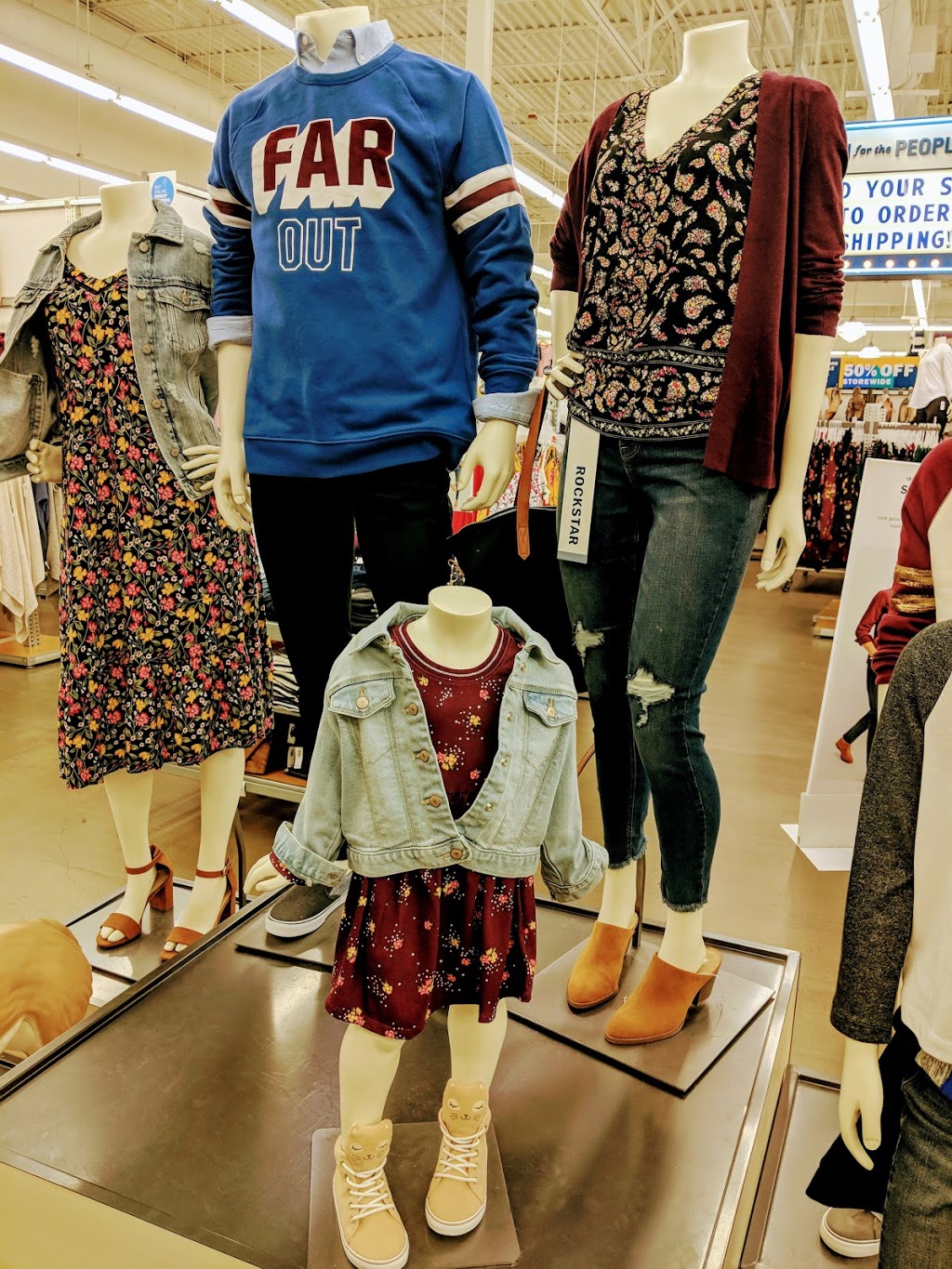 Old Navy | 1 Bellis Fair Pkwy SUITE 302, Bellingham, WA 98226, USA | Phone: (360) 676-6606