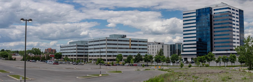 BMO Banque de Montréal | 2 Place Laval, Laval, QC H7N 5N6, Canada | Phone: (450) 975-2805