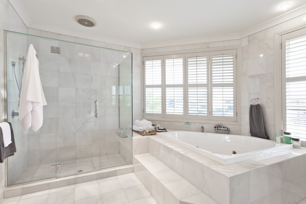 Cartier Aluminium & Renovations | 395 Chem. Bord-du-Lac, Dorval, QC H9S 2A5, Canada | Phone: (514) 636-6557