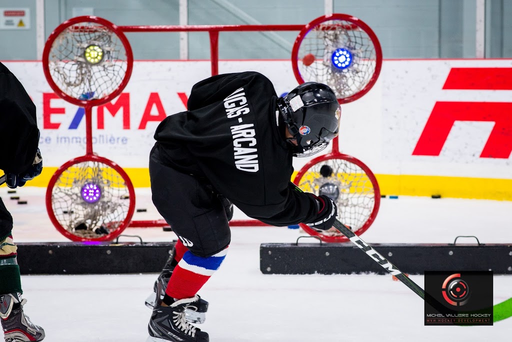 École de hockey Michel Vallière | Place Bell, 1950 Rue Claude-Gagné, Laval, QC H7N 0E4, Canada | Phone: (514) 794-7825