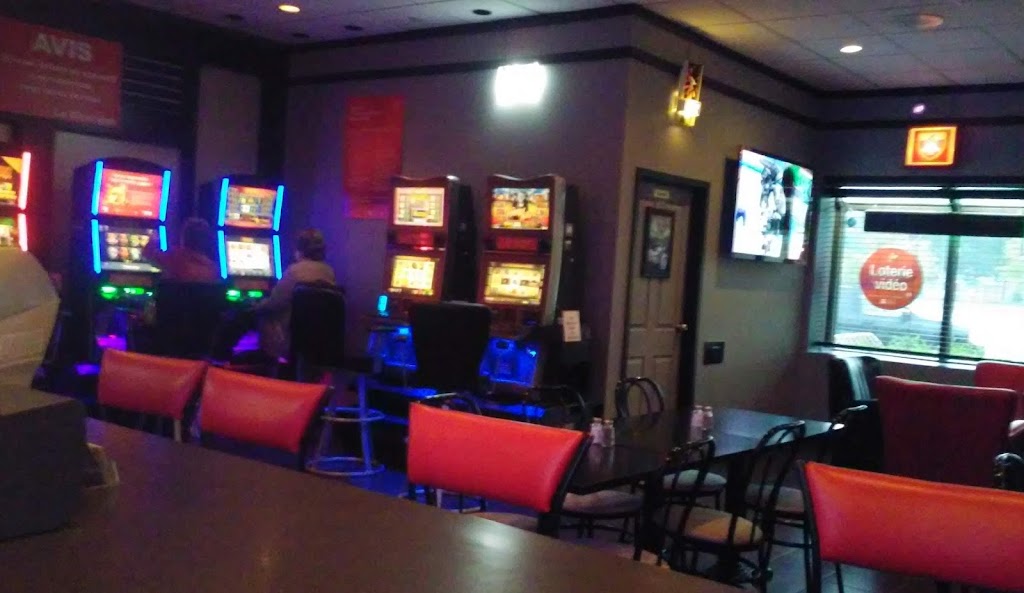 Ptit Pub de la 30 | 450 Bd Poliquin, Sorel-Tracy, QC J3P 6X4, Canada | Phone: (450) 743-1464