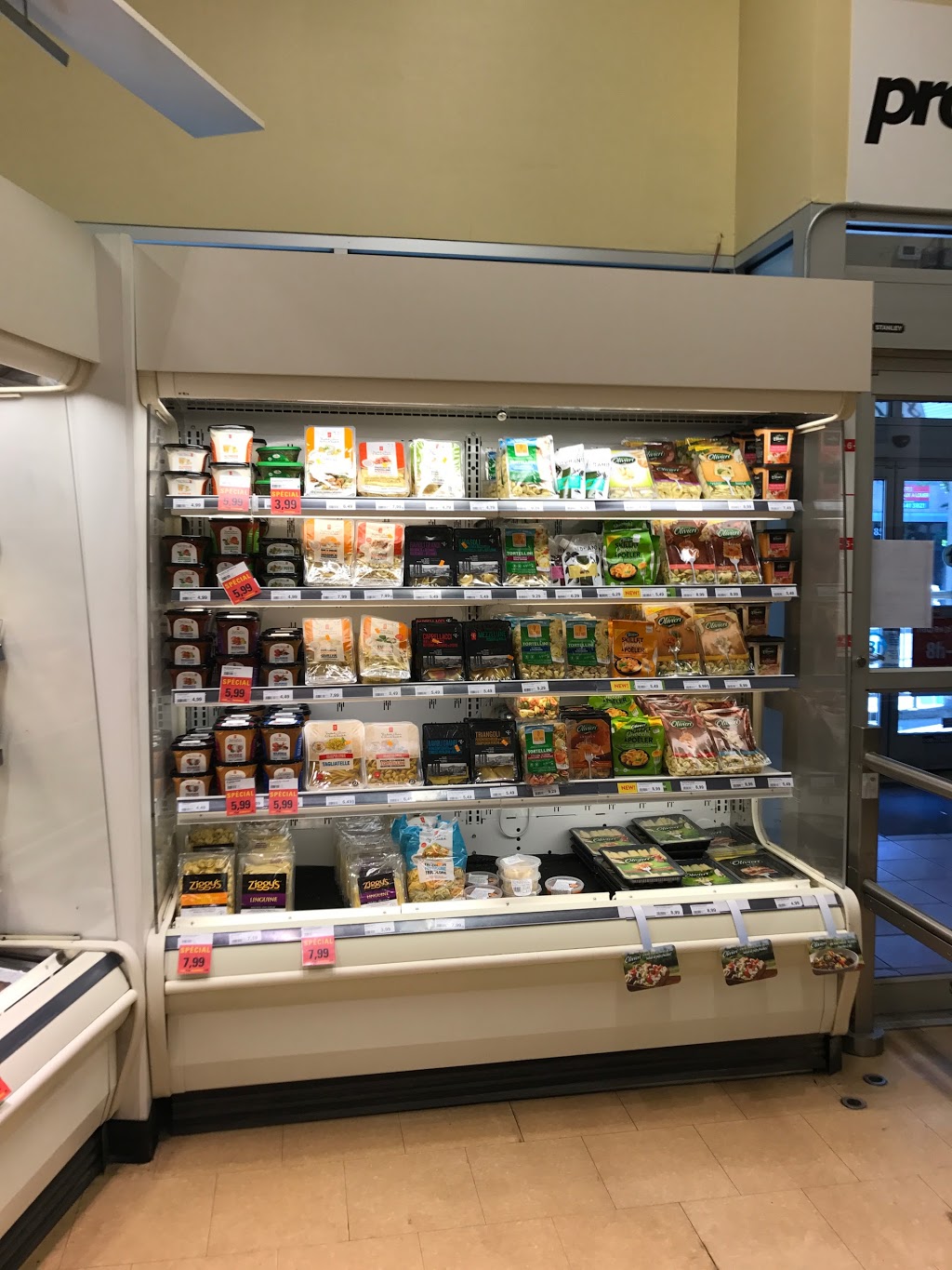 Provigo | 8570 Boul St-Laurent, Montréal, QC H2P 2M8, Canada | Phone: (514) 384-5101