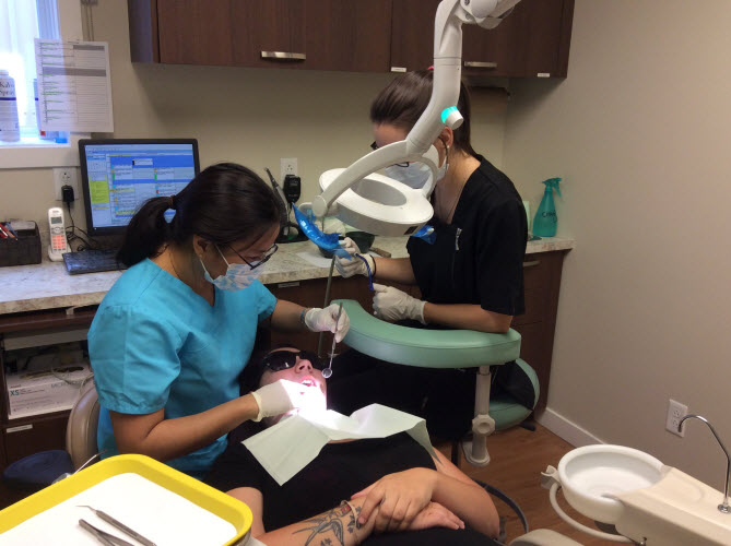 Clinique Dentaire Dr Dao Tu Phuong | 1271 Rue Sainte-Hélène, Longueuil, QC J4K 3S4, Canada | Phone: (450) 463-4728
