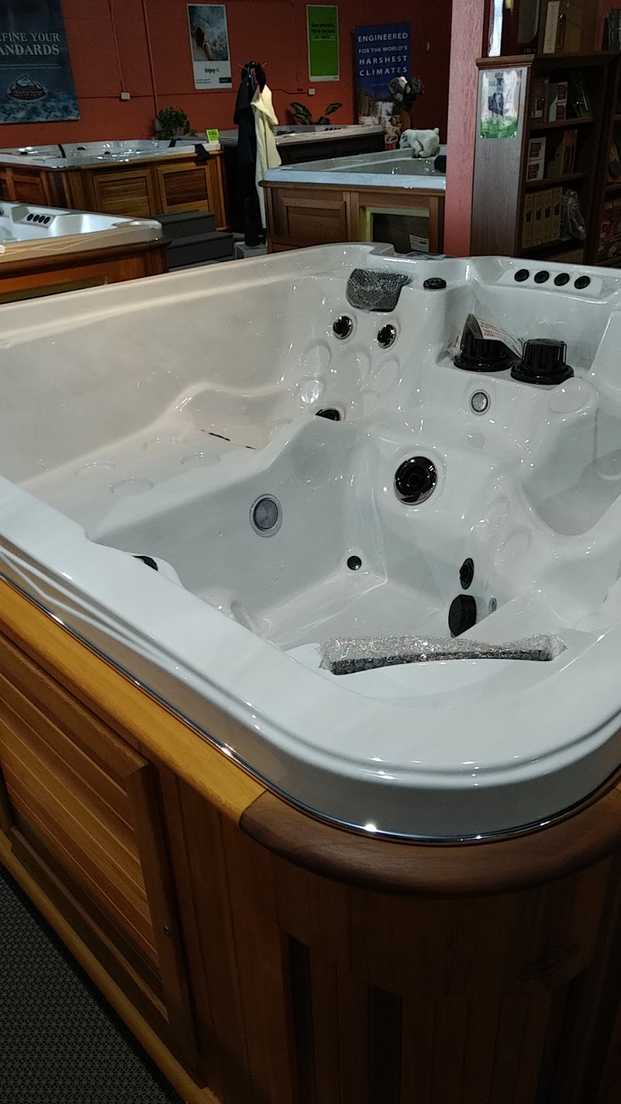 Arctic Spas Manitoba | 53B Perimeter Trunk Highway 3 E, Oak Bluff, MB R4G 0B2, Canada | Phone: (204) 927-7727