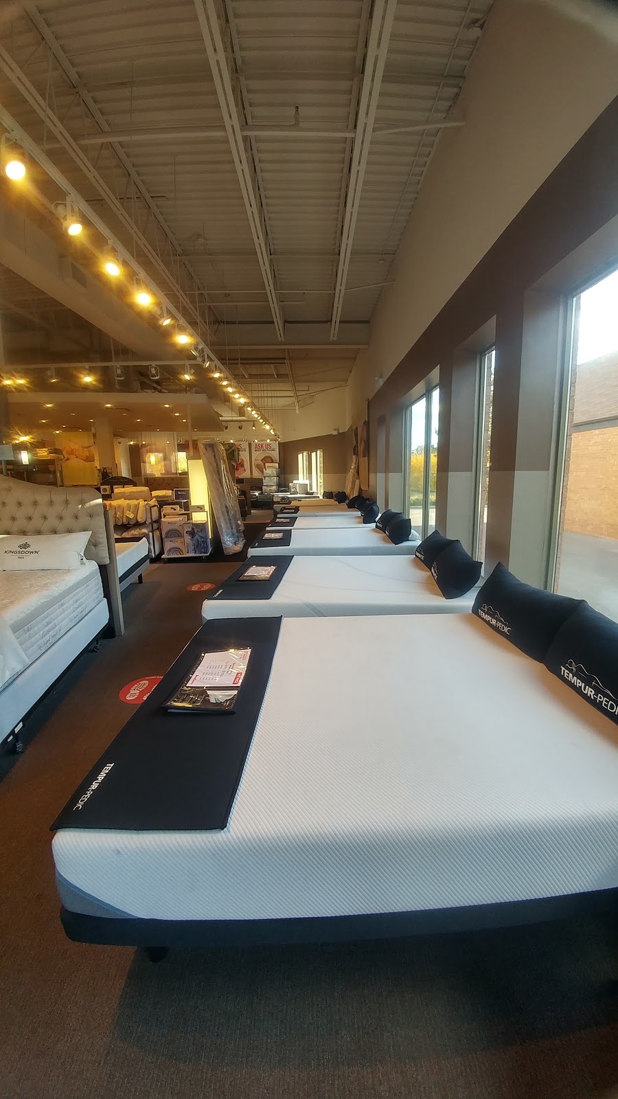 Sleep Country Canada | 4997 Hwy 7, Unionville, ON L3R 1N1, Canada | Phone: (905) 948-0424