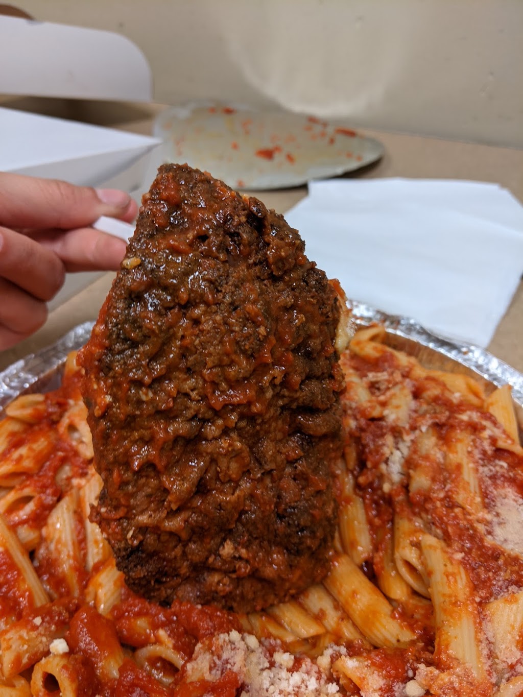 Bulls Eye Pizza | 1405 Tecumseh Rd W, Windsor, ON N9B 1T7, Canada | Phone: (519) 255-1221