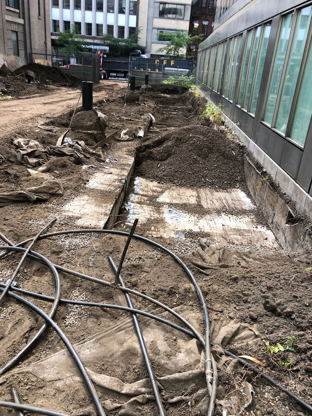 Les As De L Excavation Inc | 2556 Rue des Abeilles, Laval, QC H7K 2W2, Canada | Phone: (514) 969-8496