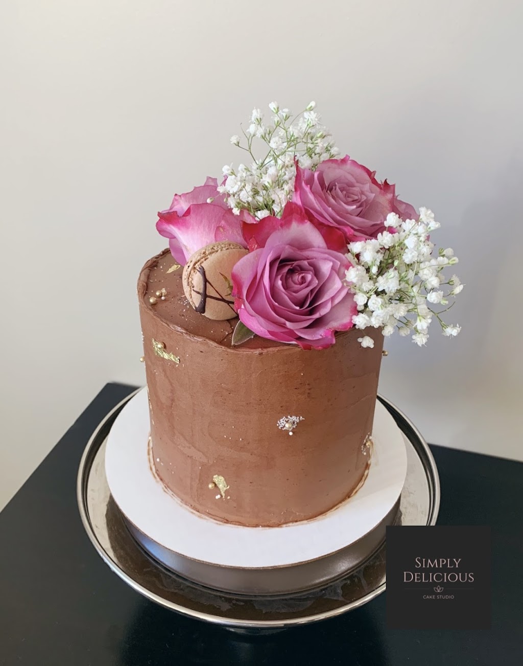 Simply Delicious Cake Studio | 4 Cougarstone Common SW, Calgary, AB T3H 5A3, Canada | Phone: (403) 390-0694