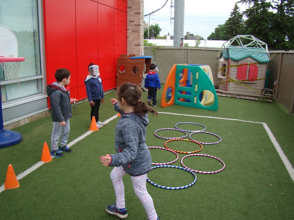 Garderie Educative Multicolore de Laval | 4640 Blvd. Samson, Laval, QC H7W 2H3, Canada | Phone: (450) 934-8666