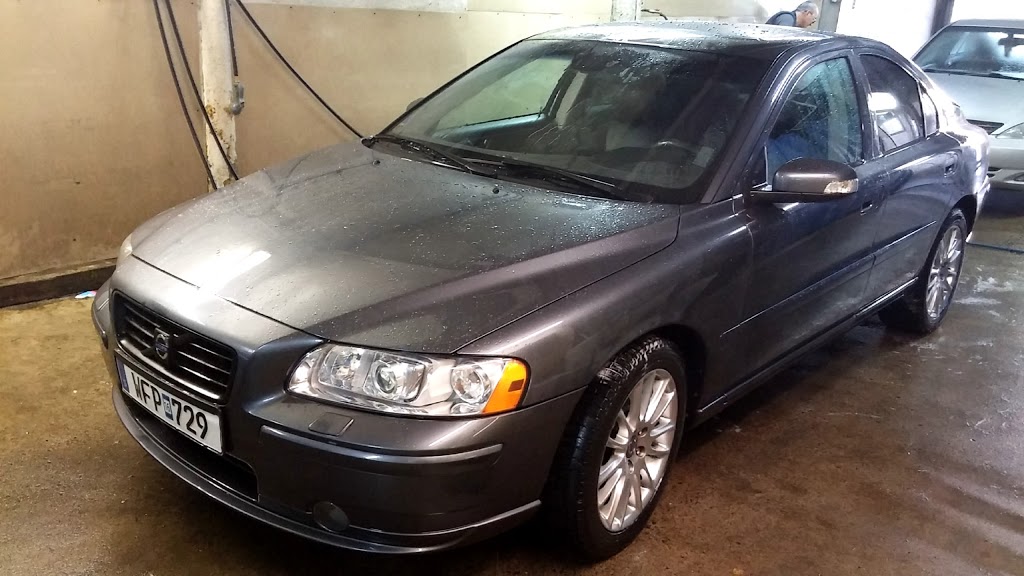 Lave Auto Frontenac | 1840 Rue Frontenac, Montréal, QC H2K 2Z1, Canada | Phone: (514) 522-8494