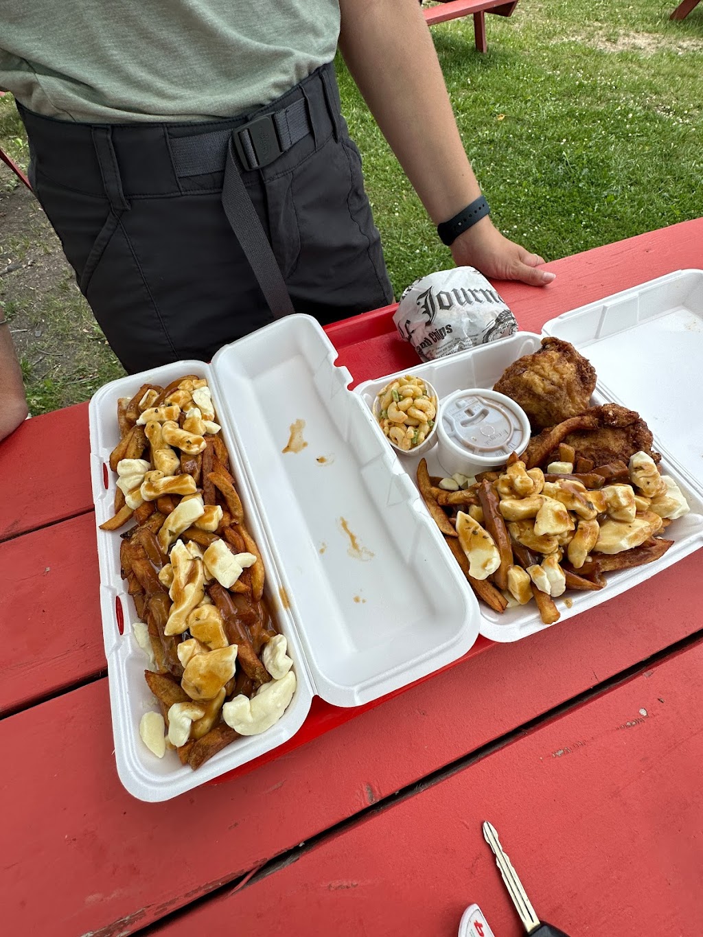 Cantine Danmo | 3 Rue Principale, Sainte-Françoise, QC G0L 3B0, Canada | Phone: (581) 645-8383