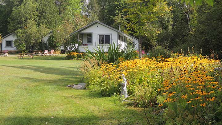 Green Acres Cabins & Lakehouse | 1051 VT-5A, Orleans, VT 05860, USA | Phone: (802) 525-3722