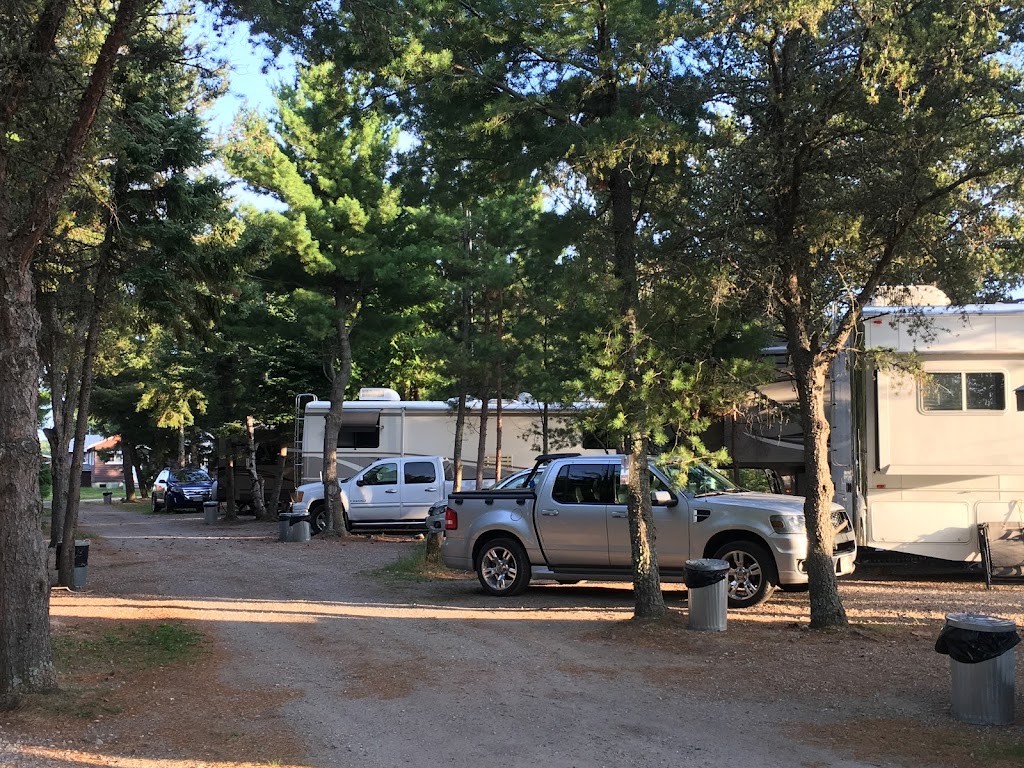 Pine Point Resort | 500 Lac Des Mille Lacs Rd, Thunder Bay, Unorganized, ON P0T 2Y0, Canada | Phone: (807) 986-1300
