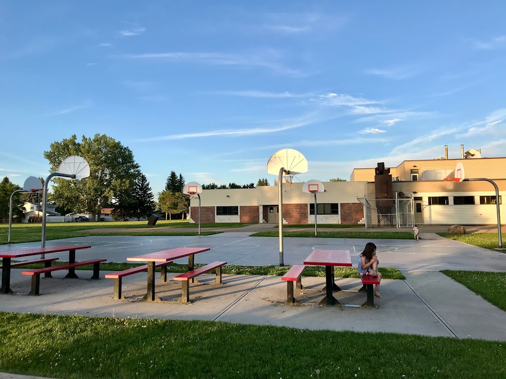 River view Middle School Basketball Court | 165 Athabasca Dr, Devon, AB T9G 1A5, Canada | Phone: (780) 987-2204