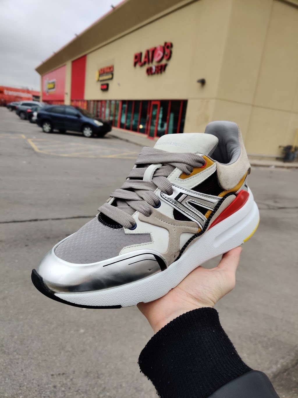 Platos Closet Brampton | 370 Main St N, Brampton, ON L6V 4A4, Canada | Phone: (905) 796-7209