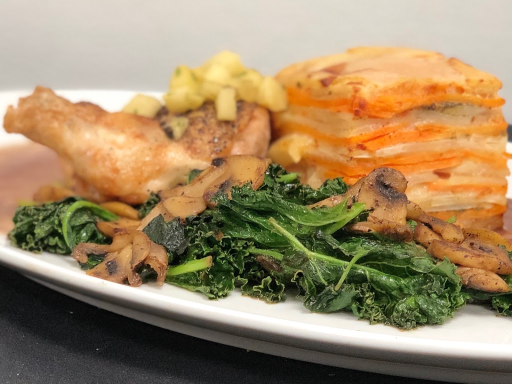 Polos Social Lounge | 950 Emerald Dr, Sherwood Park, AB T8H 0W6, Canada | Phone: (780) 570-1550