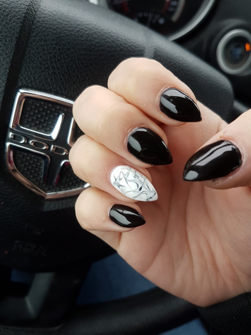 Posh Hair Nails & Esthetics | 442 Conception Bay Hwy, Bay Roberts, NL A0A 1G0, Canada | Phone: (709) 786-8622