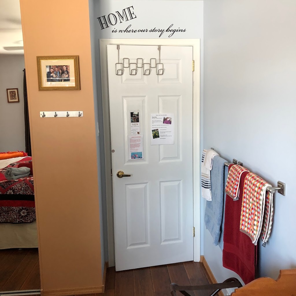 Glacier Park Bed and Breakfast, Saskatoon | 46 Harvard Crescent, Saskatoon, SK S7H 3R1, Canada | Phone: (306) 381-0912