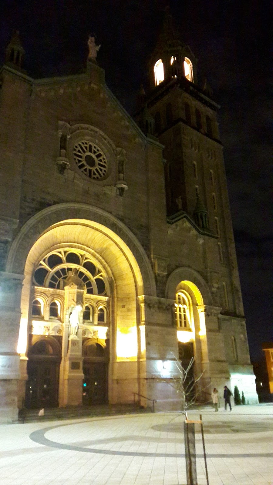 Nativity of the Blessed Virgin | 1855 Rue Dézéry, Montréal, QC H1W 2S1, Canada | Phone: (514) 525-2543