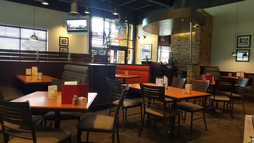 Boston Pizza | 780 St Clair St, Chatham-Kent, ON N7L 0E8, Canada | Phone: (519) 351-1000