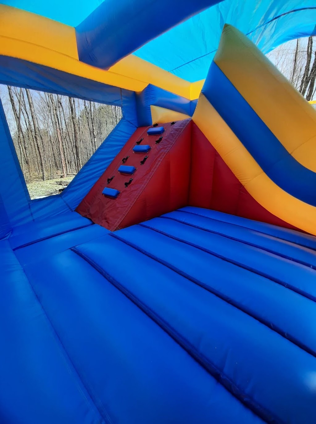 Amusements Kyberka Inc. - Jeux Gonflables/Bouncy Castle Rentals | 6 Rue de lArche, Val-des-Monts, QC J8N 7N9, Canada | Phone: (819) 230-3001